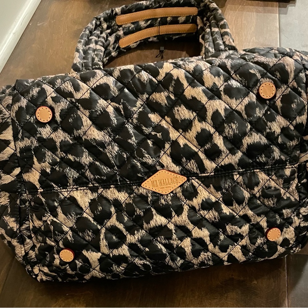 MZ WALLACE METRO QUATRO TOTE QUILTED BAG NWOT - Picture 13 of 14